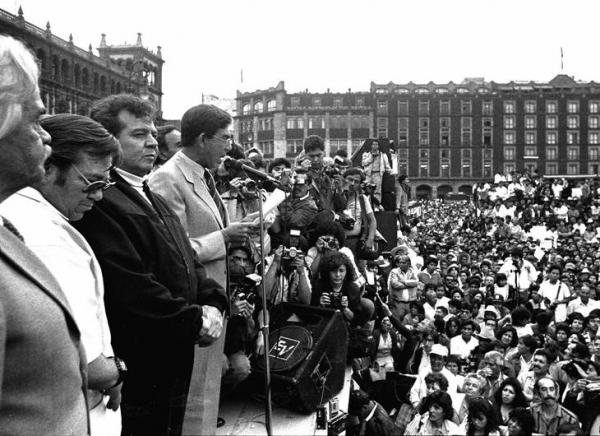 Cardenas en el zocalo